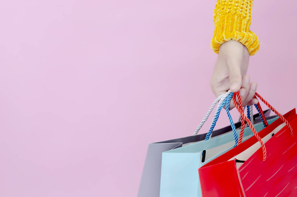 Shopping concepts in women's lives. - Fotoğraf, Görsel