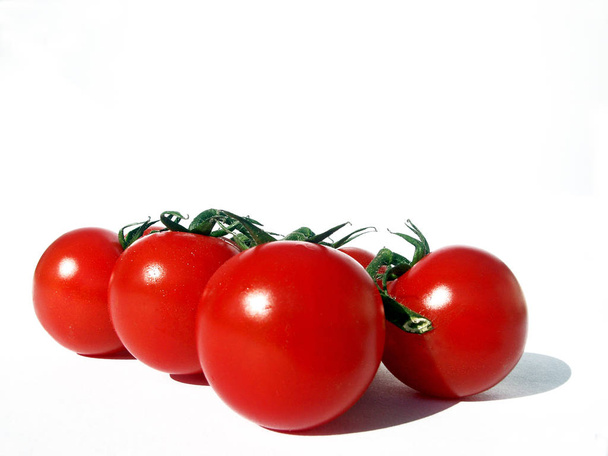 Fresh red ripe tomatoes  - Foto, imagen