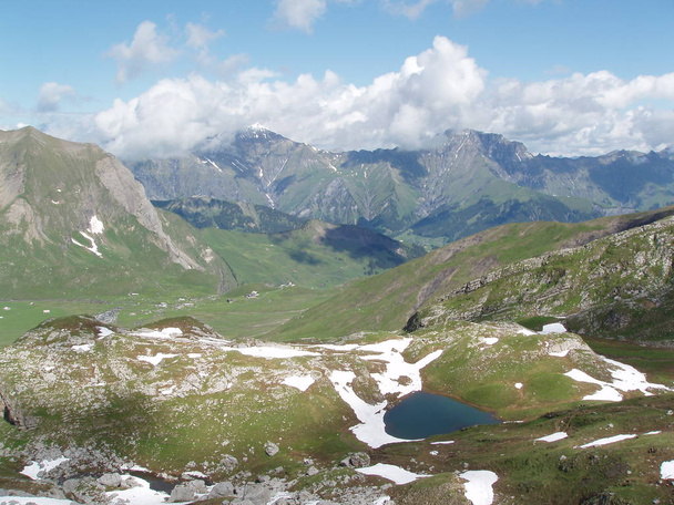 mountain landscape in the mountains - Fotoğraf, Görsel