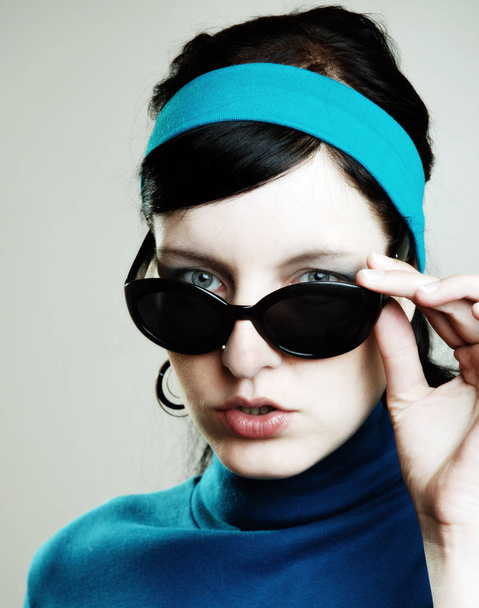 portrait of a beautiful young woman in sunglasses - Foto, immagini