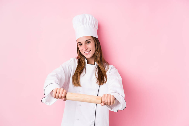 Jovem chef caucasiano mulher cozinhar - Foto, Imagem