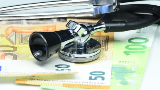sztetoszkóp eurobankjegyekkel - Felvétel, videó