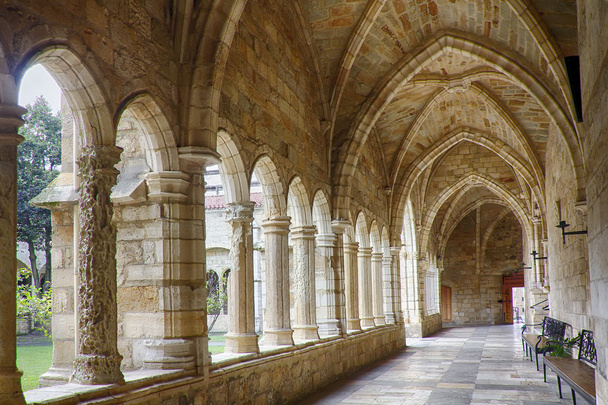 Cathédrale et cloître de Notre-Dame de l'Assomption à Santande
 - Photo, image