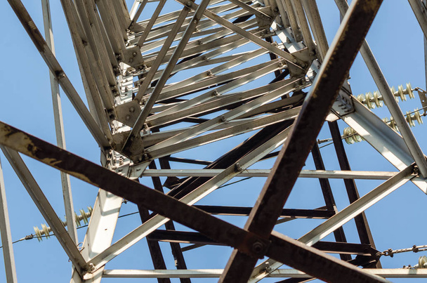 fragment of the structure of the tower of the high voltage line - Foto, imagen