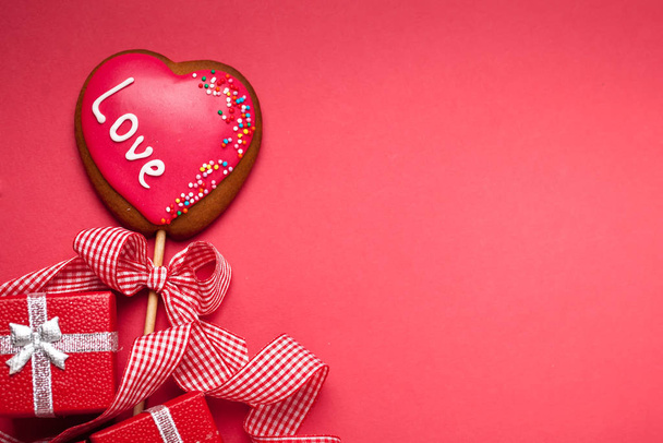 Valentines day card. Background with copy space. Selective focus. Horizontal. - 写真・画像