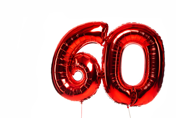 číslo 60 červené balónky izolované na bílém - Fotografie, Obrázek