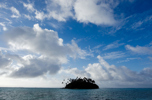 Muri Lagoon in Rarotonga Cook Islands - Photo, Image