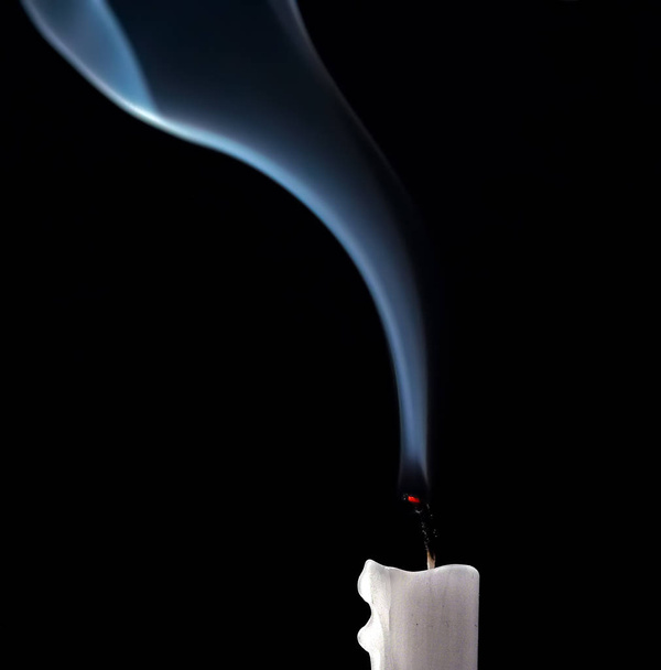 bowed out a candle, wallpaper background, backdrop - Photo, image