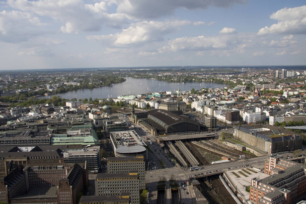 Hamburg, a major port city in northern Germany - 写真・画像