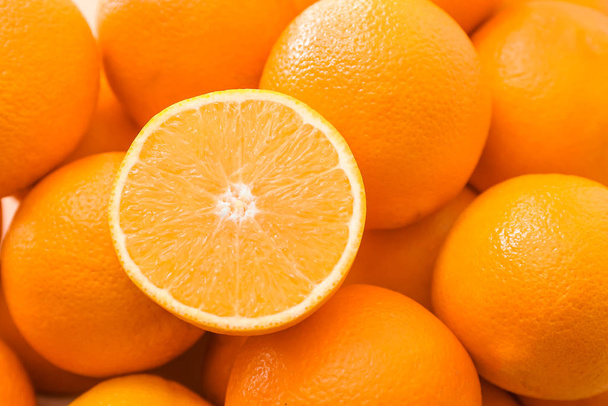 Muchas naranjas sabrosas como fondo
 - Foto, imagen