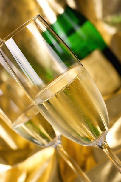 Fluted champagne glass ready for celebra - Fotografie, Obrázek