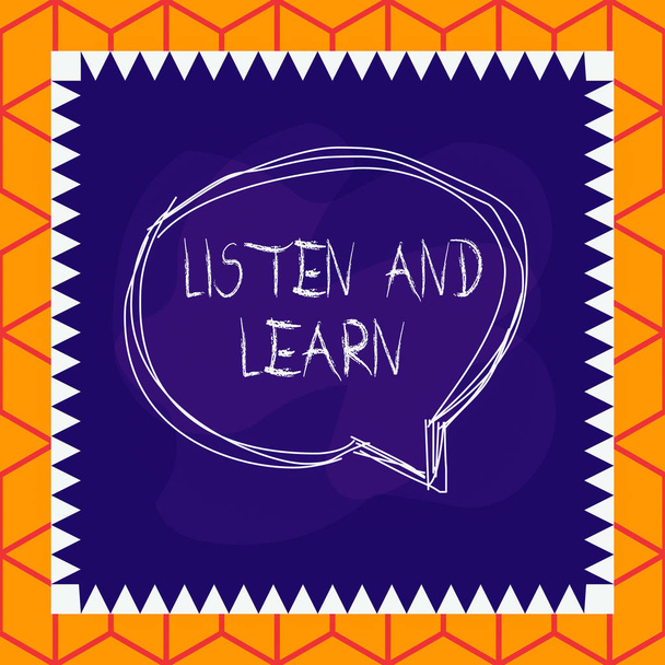 Koncepcionális kézírás, amely a Hallgasd és tanulj. Koncepció jelentése Ügyeljen arra, hogy a tudás tanulás Oktatás Előadás Beszéd buborék belül aszimmetrikus tárgy multikolor design - Fotó, kép