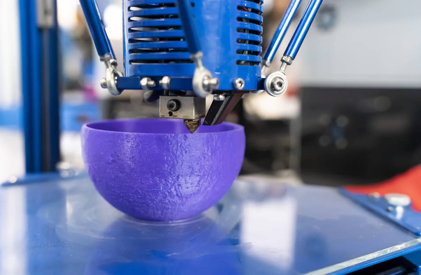 3D nyomtató vagy additív gyártás és robotautomatizálási technológia. - Fotó, kép