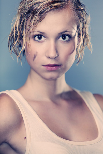 Dirty and wet hair blonde girl - Foto, Imagen