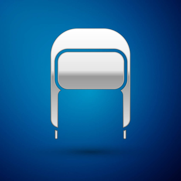 silberne Wintermütze mit Ohrenklappen-Symbol auf blauem Hintergrund. Vektorillustration - Vektor, Bild