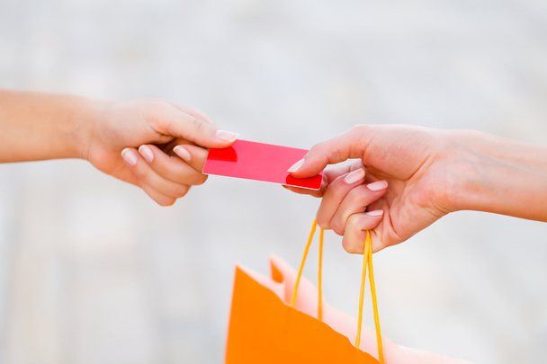 Paying With Card After Shopping - Foto, Bild