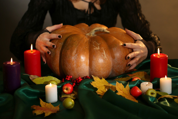 Halloween witch on dark background - Zdjęcie, obraz