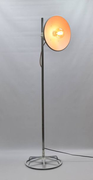 Handgemachte Metallpfeifen-Lampe - Foto, Bild