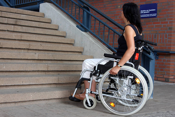 portrait of woman in wheelchair - Φωτογραφία, εικόνα