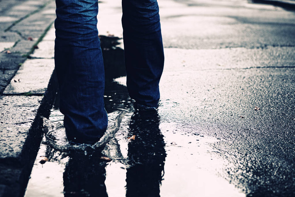 feet on the street - Foto, imagen