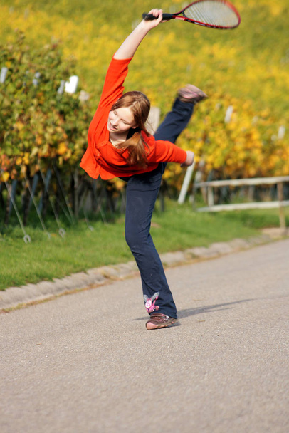 young woman jumping in park - Foto, Imagem