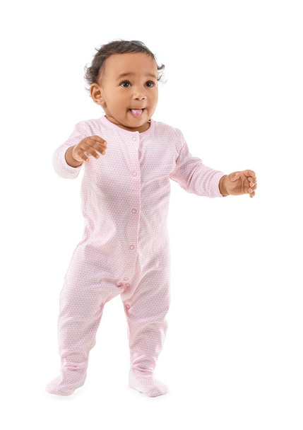 Beyaz tenli, sevimli Afro-Amerikan bebek. - Fotoğraf, Görsel
