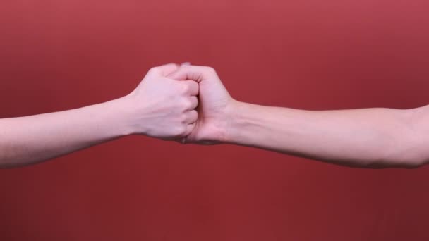 Woman and a man play a game with their hands. Finger play. - Video, Çekim