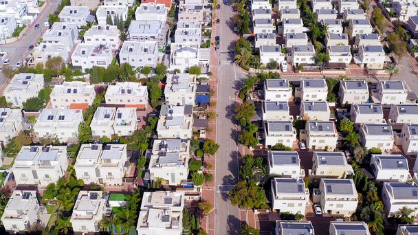 Aerial view of Middle class Suburban neighbourhood houses.  - Zdjęcie, obraz