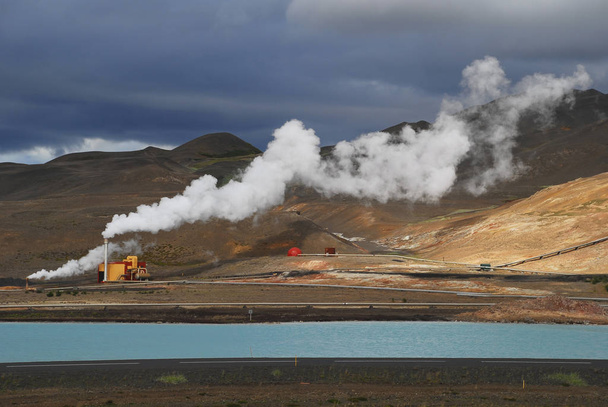 geothermal power plant in iceland - 写真・画像