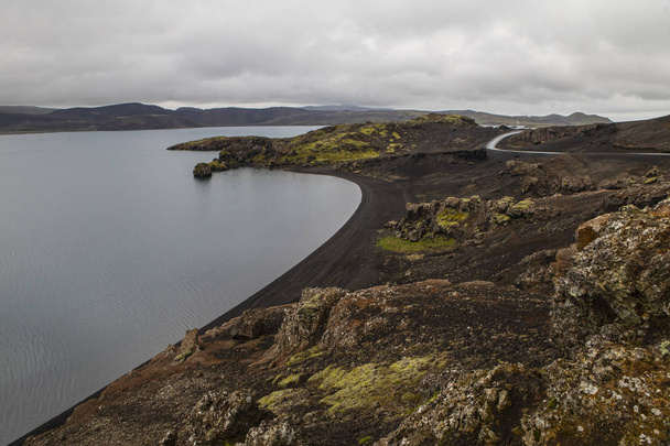 Prachtig uitzicht op het landschap in IJsland - Foto, afbeelding