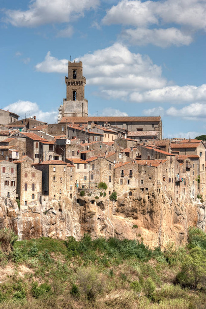 Small Tuscany Village On Cliff - Zdjęcie, obraz