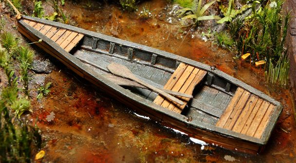 木製のボート - 写真・画像