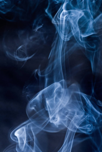 smoke from blue and black - Zdjęcie, obraz