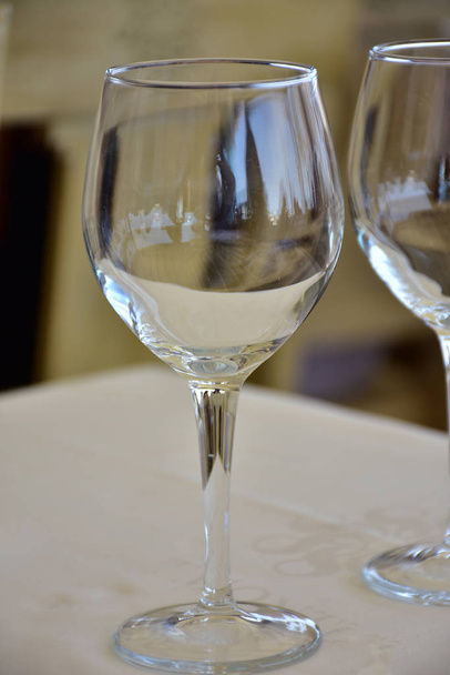 glass goblets in a restaurant, - 写真・画像