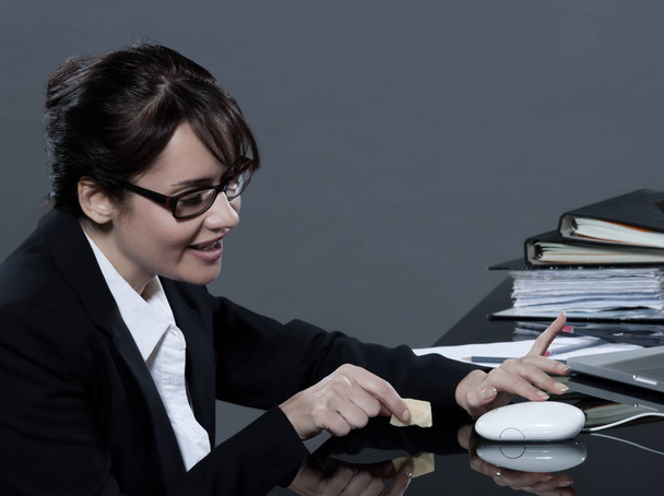 portrait of business woman at work - 写真・画像