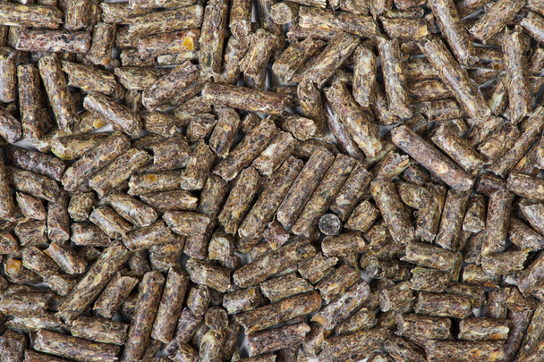 Mucchio di pellet di erba secca
 - Foto, immagini