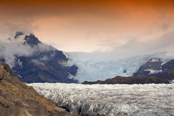 Svinafellsjokull Paysage glaciaire dans le parc naturel Skaftafell, Islande, Europe
 - Photo, image