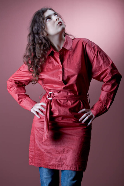 woman in a red dress - Fotó, kép
