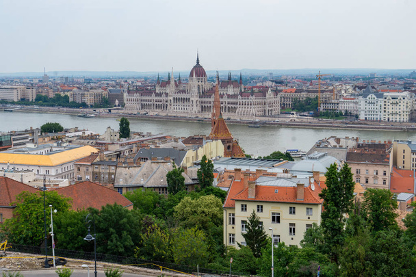 άποψη του ουγγρικού κοινοβουλίου στη Βουδιστική, ουγγρική - Φωτογραφία, εικόνα