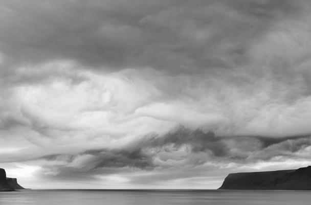 Islandia. Península de Latrabjarg. Fiordo de Patreksfjordur
. - Foto, Imagen