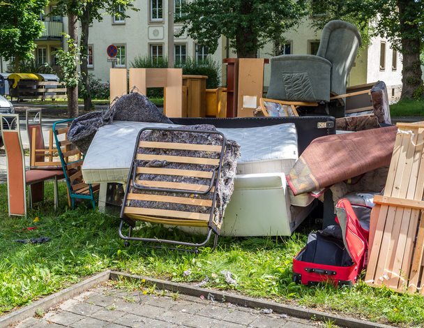 Разрешение квартиры, громоздкие отходы
 - Фото, изображение