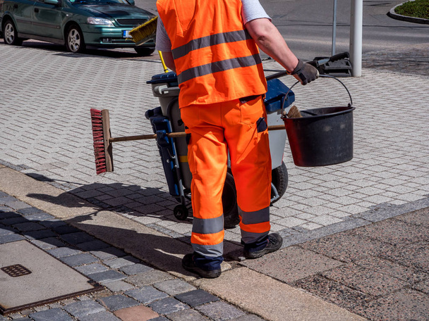 Street cleaning in the city - 写真・画像