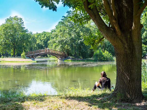 ライプツィヒジョアンナ公園と池 - 写真・画像