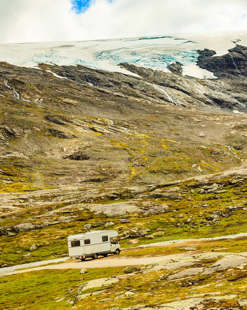 Camper car in norwegian mountains - Фото, зображення