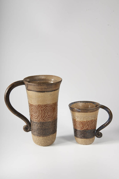 Krásné dva hrnky keramiky - Fotografie, Obrázek