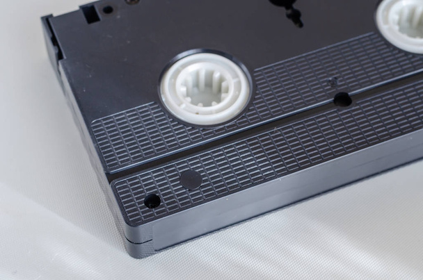 analoge Videokassette auf hellem Hintergrund. - Foto, Bild
