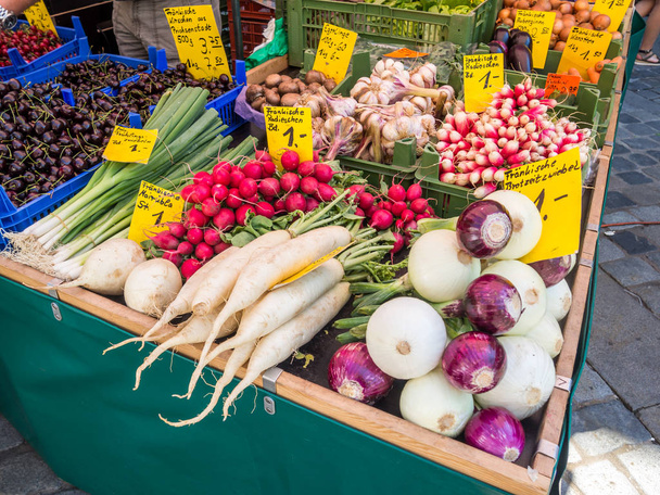 Selection of organic vegetables at the weekly market - Photo, Image