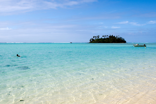 ラロトンガ島クック諸島でムリ ラグーン - 写真・画像
