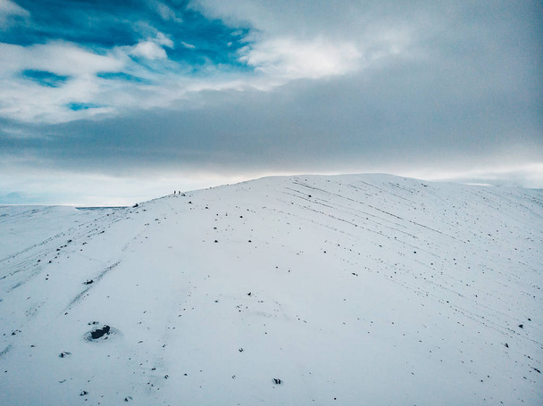 Kerid crater in Iceland during winter snow - Foto, Bild