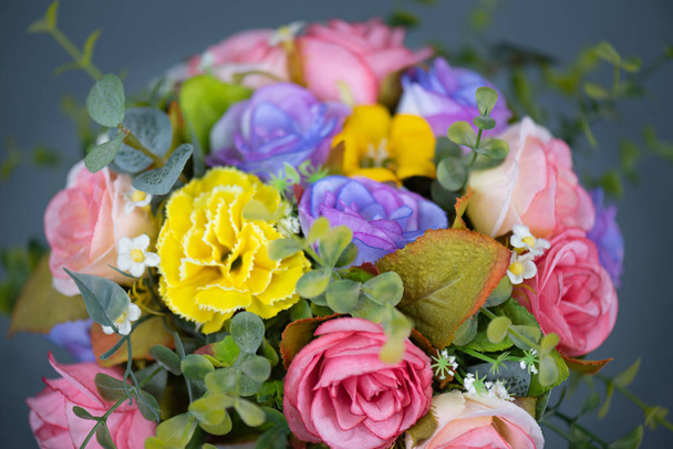Flores artificiais
 - Foto, Imagem